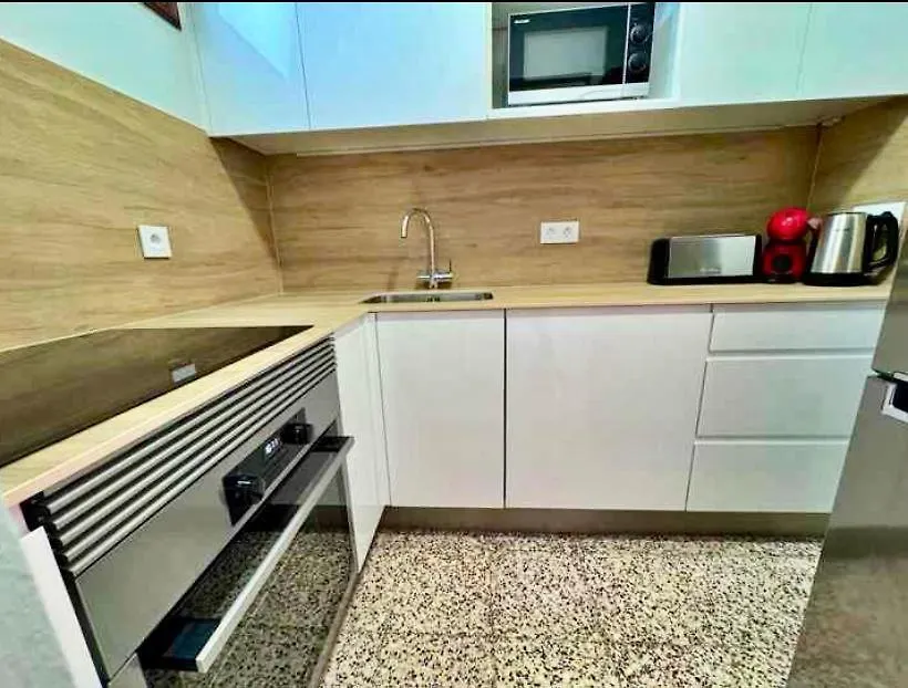 לוס כריסטיאנוס Seaside Two Bedroom Apartment ספרד